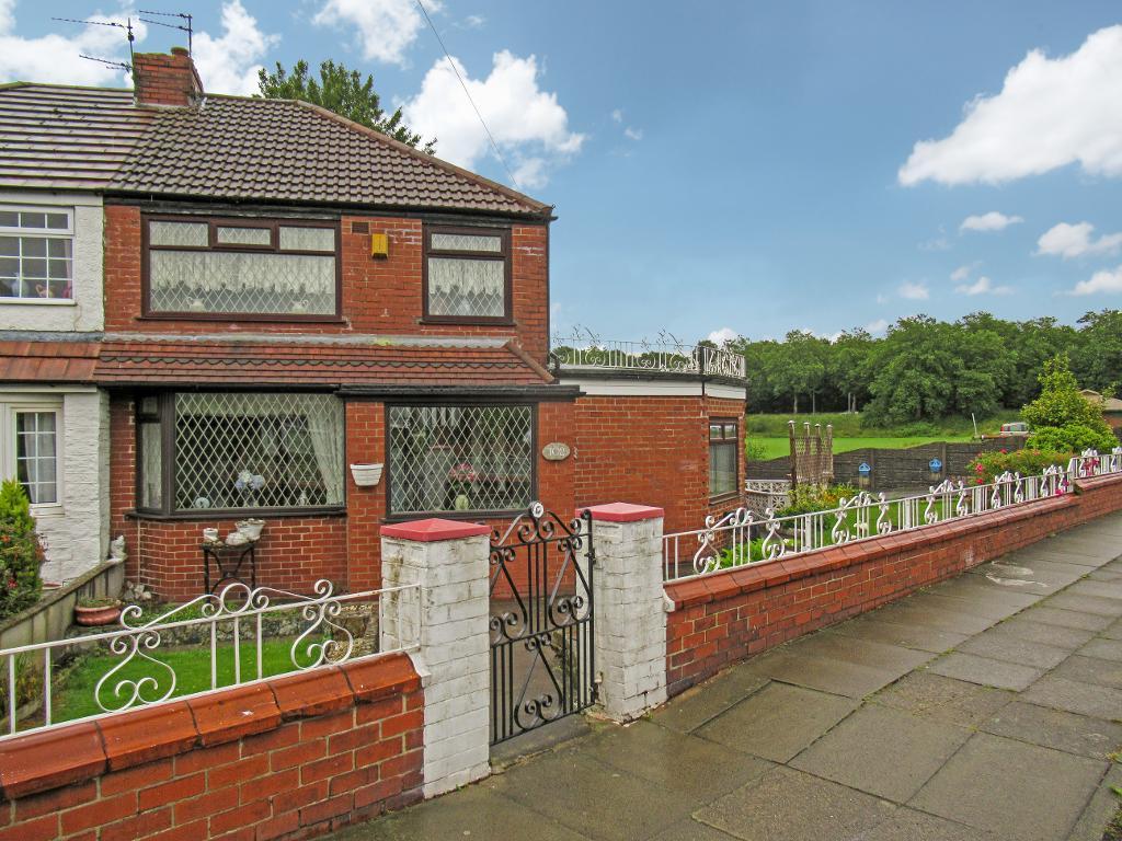 4 Bedroom SemiDetached For Sale in Redvales Road, Bury, Lancs, BL9 9PU