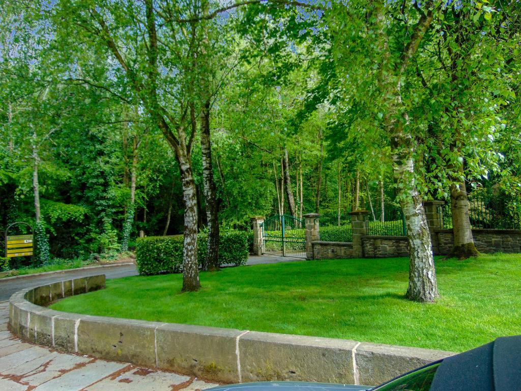 2 Bedroom Apartment To Let in The Spinnings, Summerseat, Bury, Lancs