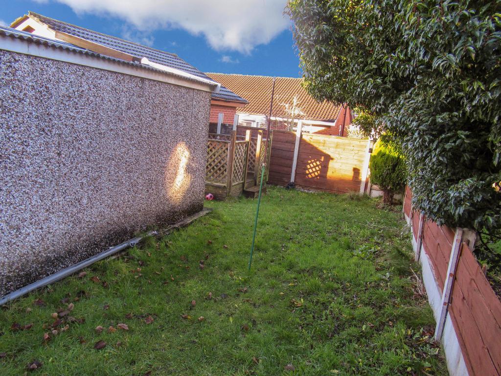 2 Bedroom SemiDetached For Sale in St Pauls Street, Bury, BL9 6BE JH