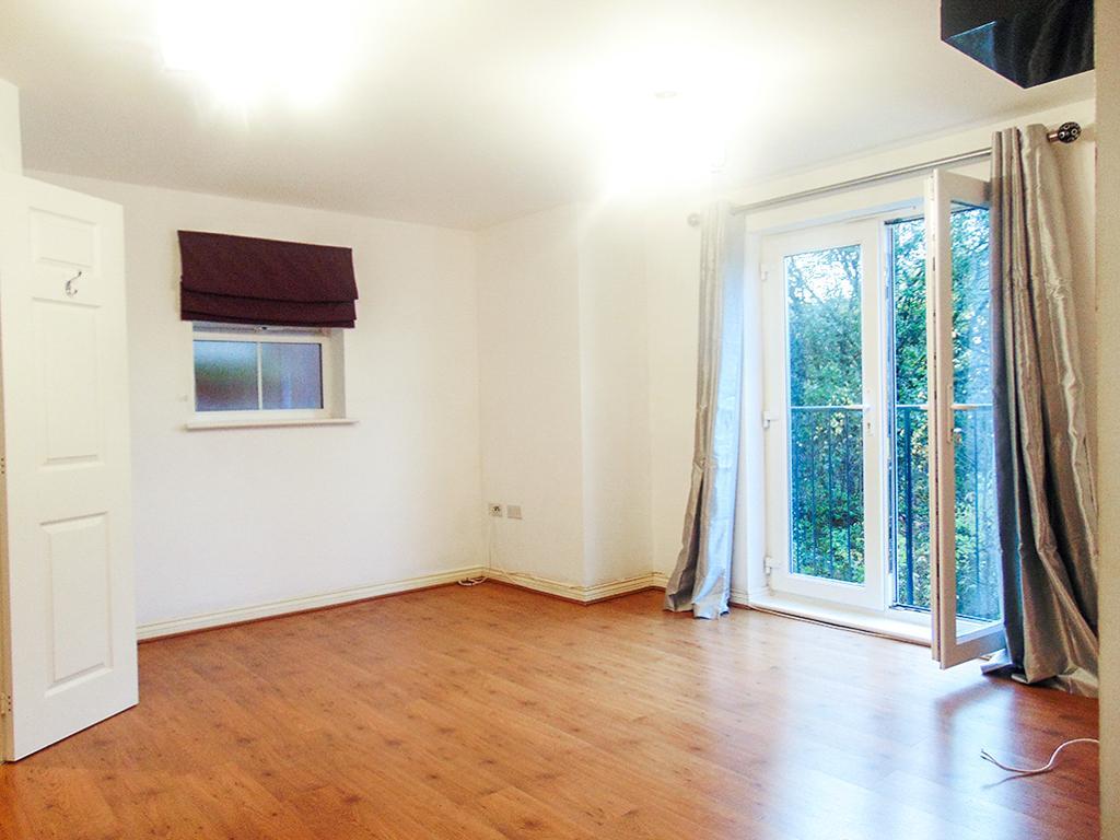 2 Bedroom Flat To Let in Stonemere Drive, Radcliffe, Manchester, M26 1QY JH Sales and Lettings