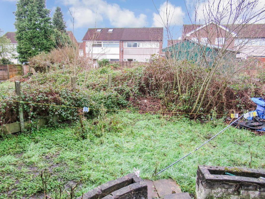 2 Bedroom Townhouse For Sale in Iris Avenue, Kearsley, Bolton, Lancs