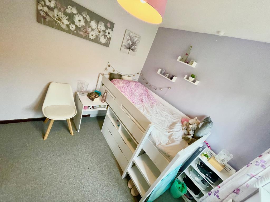 3 Bedroom Townhouse For Sale in Harwood Road, Tottington, Bury, BL8 4AE