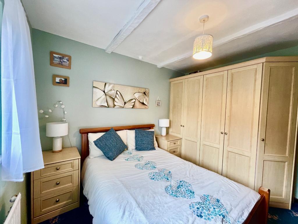 3 Bedroom Townhouse For Sale in Harwood Road, Tottington, Bury, BL8 4AE