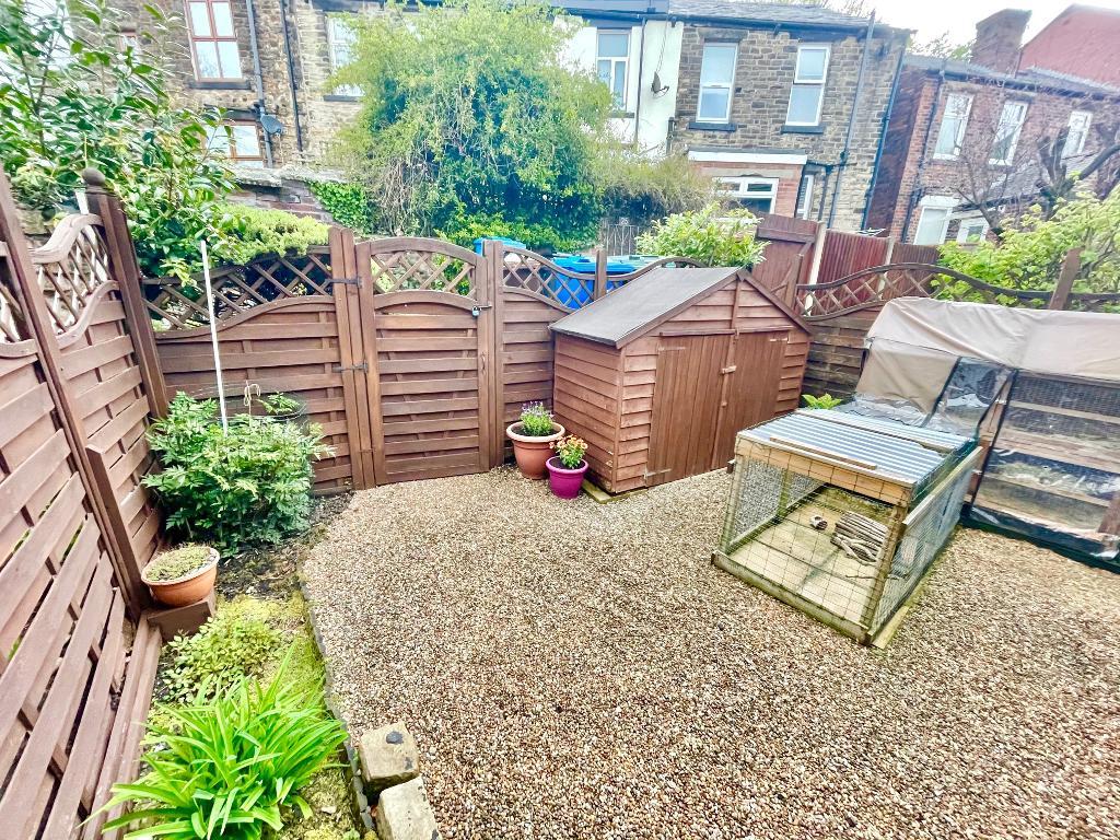 3 Bedroom Townhouse For Sale in Harwood Road, Tottington, Bury, BL8 4AE