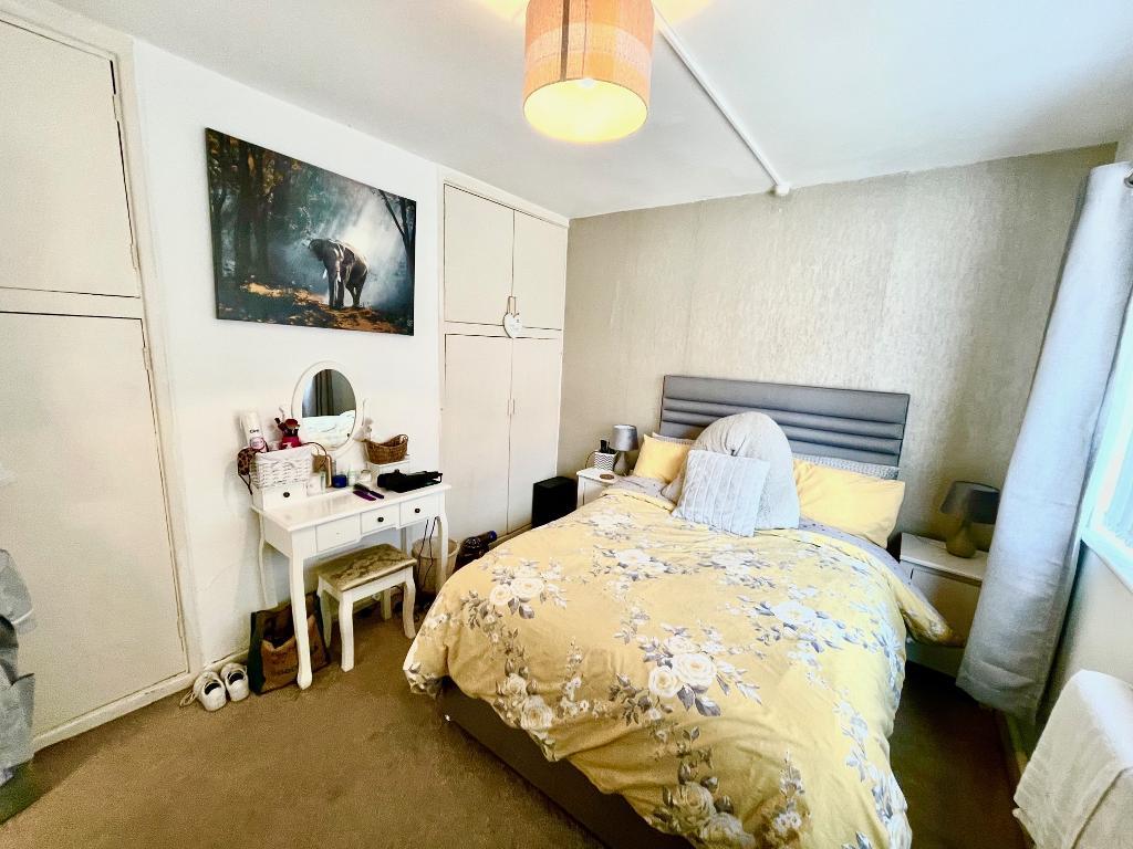 1 Bedroom Flat For Sale in Gilbert Street, Stubbins, Ramsbottom, BL0