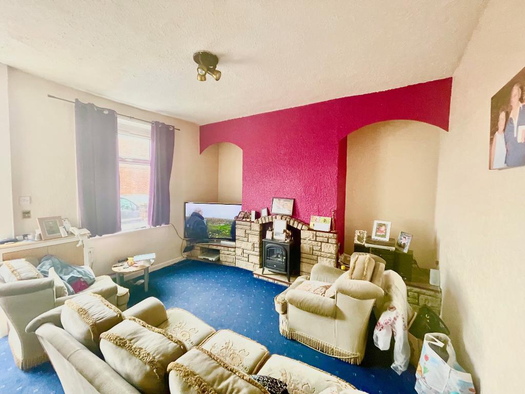 2 Bedroom Terraced For Sale in Gladstone Street, Bury, BL9 7QE JH