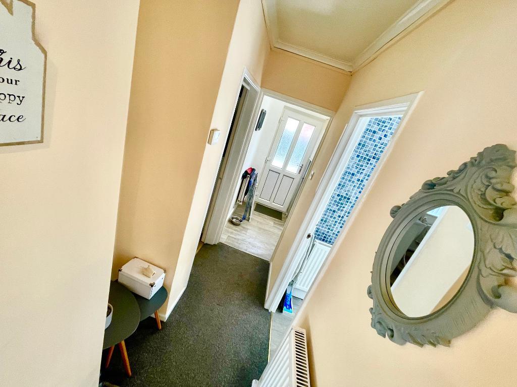 1 Bedroom Flat To Let in Gilbert Street, Ramsbottom, BL0 0PL JH Sales