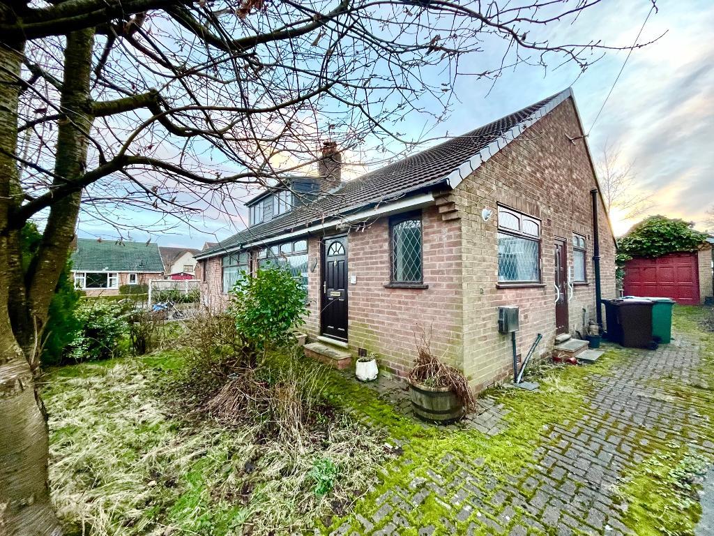3 Bedroom SemiDetached For Sale in Hawthorn Crescent, Tottington, Bury