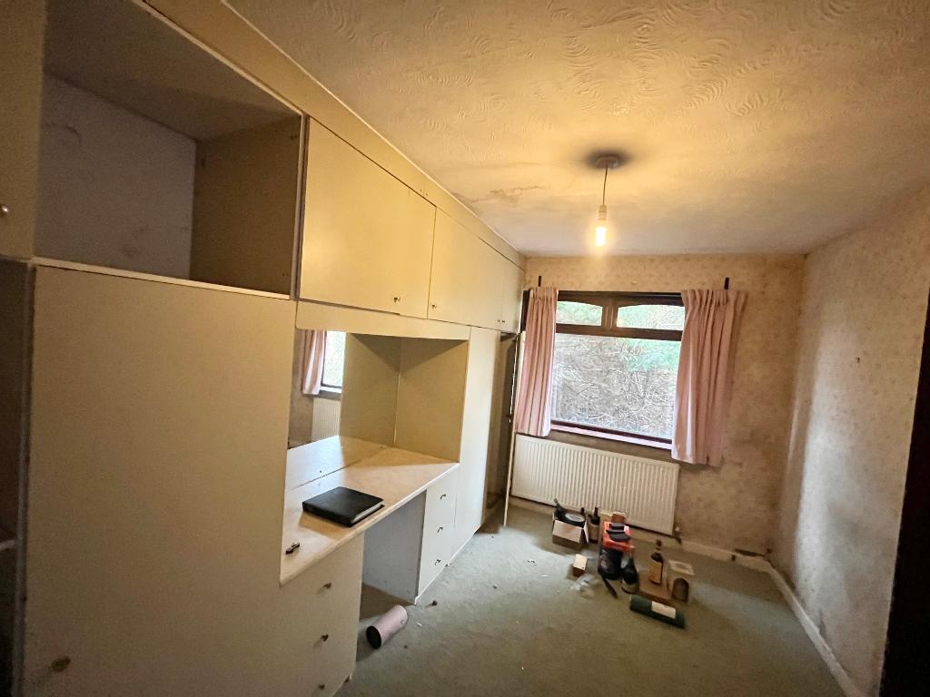 3 Bedroom SemiDetached For Sale in Hawthorn Crescent, Tottington, Bury, Lancs, BL8 3NG JH