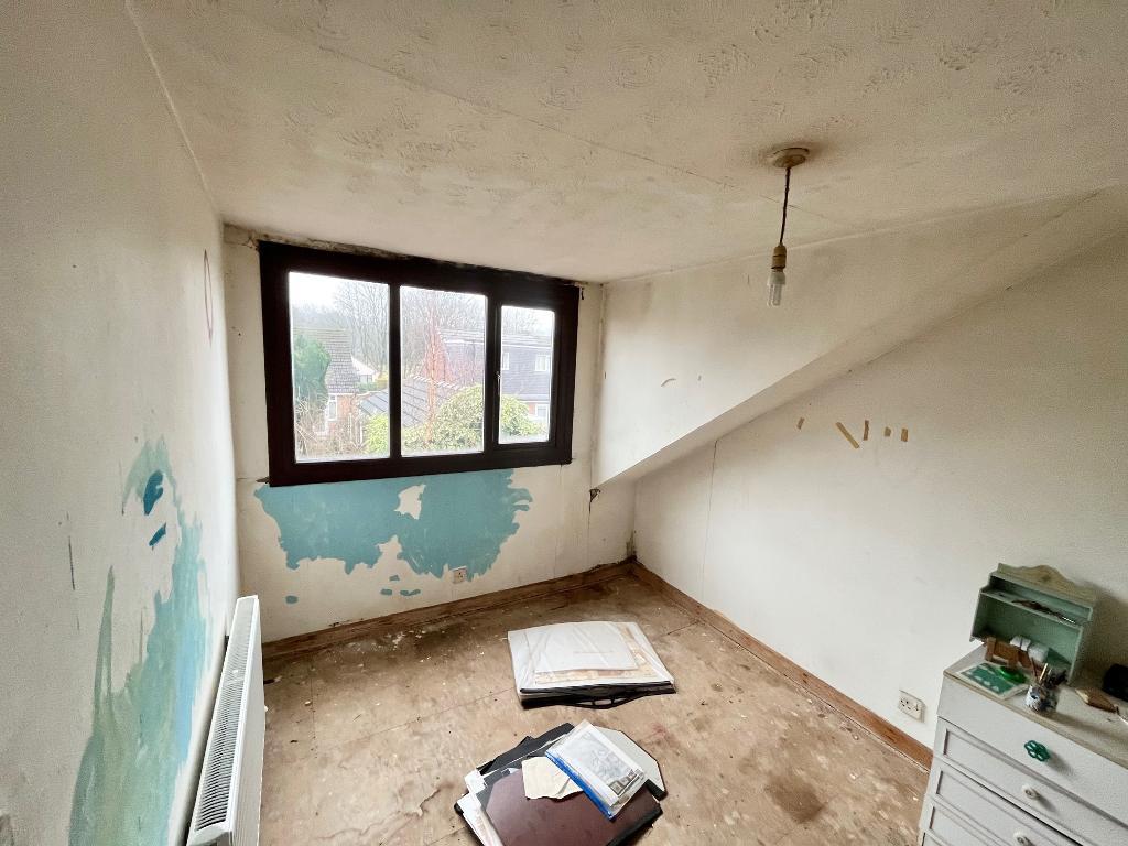 3 Bedroom SemiDetached For Sale in Hawthorn Crescent, Tottington, Bury, Lancs, BL8 3NG JH