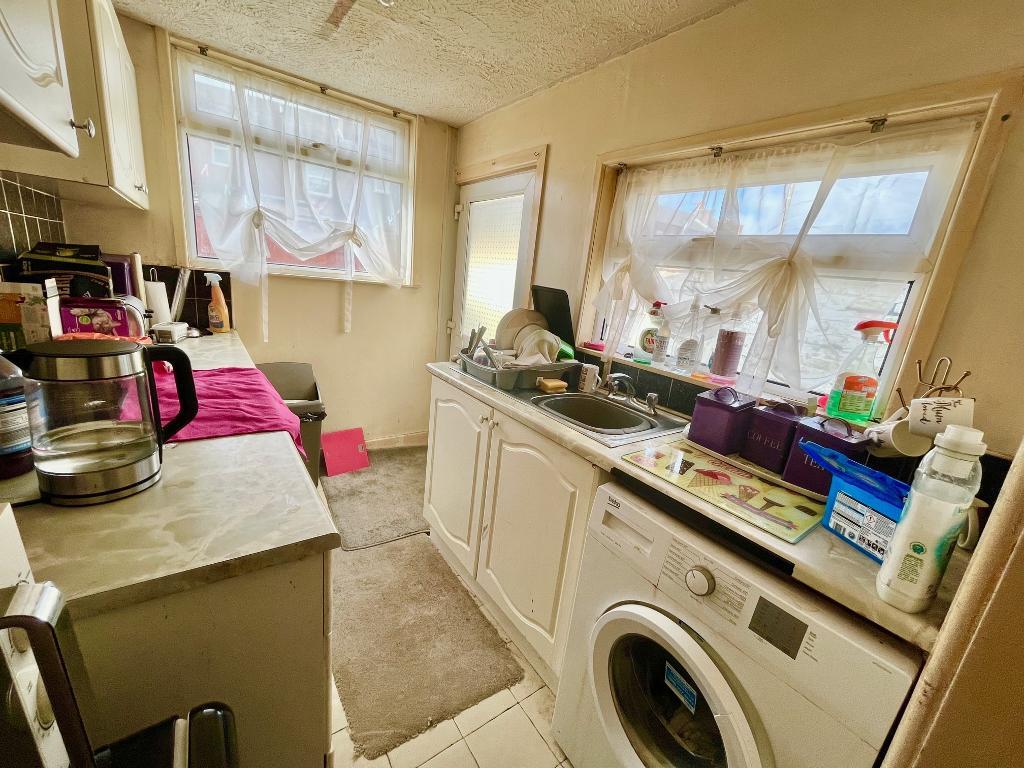2 Bedroom Terraced For Sale in Pearson Street, Bury, BL9 6DA JH Sales