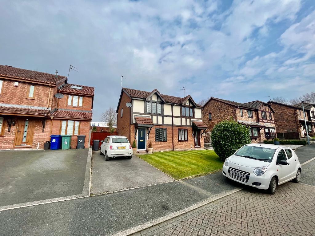 2 Bedroom SemiDetached For Sale in Brookwater Close, Tottington, Bury