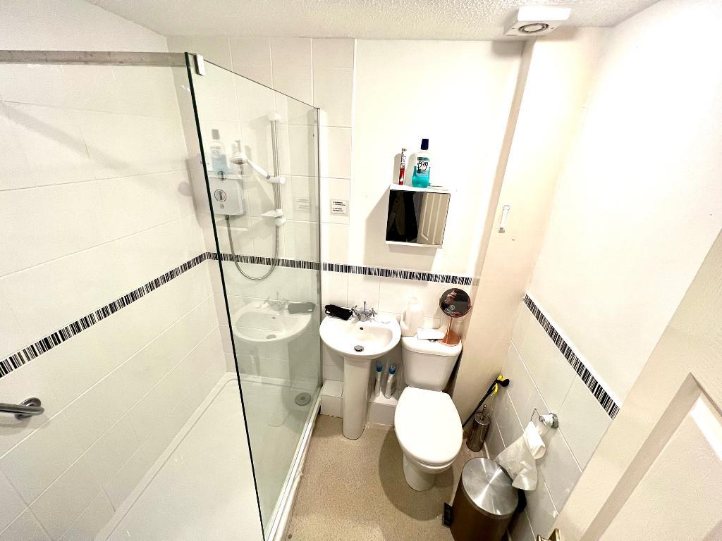 2 Bedroom Ground Floor apartment For Sale in Wellbank Court, Wellbank