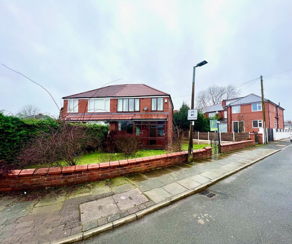 3 Bedroom SemiDetached For Sale in Pembroke Drive, Bury, Lancashire
