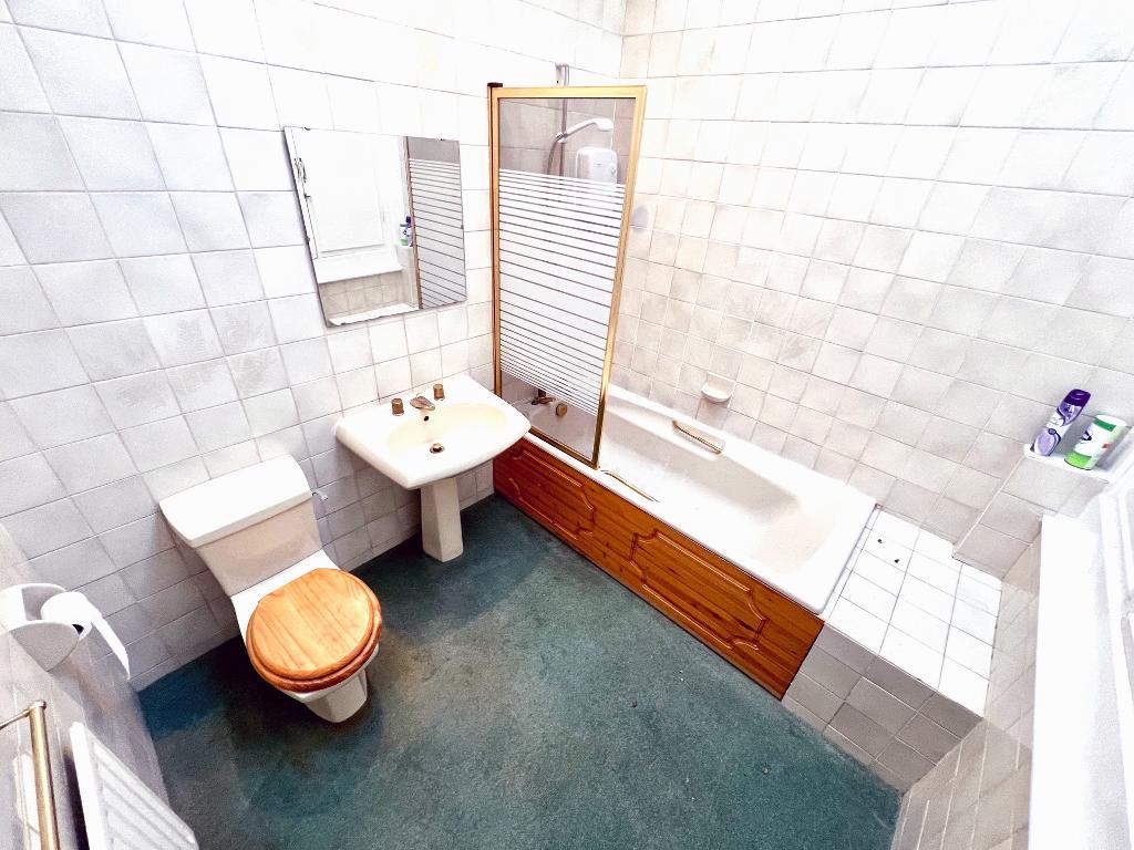 2 Bedroom End Terraced For Sale in Road, Greenmount, Bury