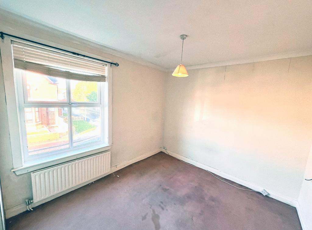 2 Bedroom End Terraced For Sale in Road, Greenmount, Bury