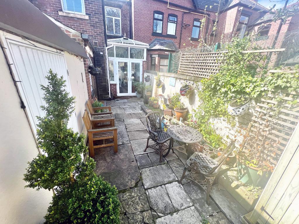 4 Bedroom Character Property For Sale in Tottington Road, Bury, Greater Manchester, BL8 1LR JH