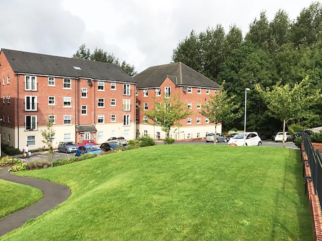 Stonemere Drive, Radcliffe, M26 1QY