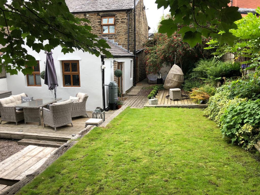 Bury Road, Tottington, Bury, BL8 3DT