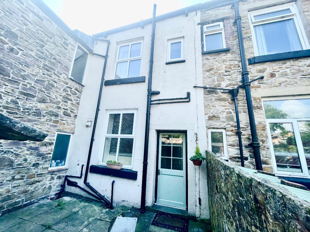 Quakersfield, Tottington, Bury, Lancashire, BL8 4AZ