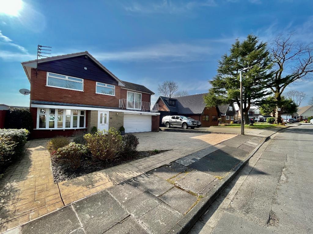 Slaidburn Drive, Lowercroft, Bury, Lancs, BL8 3DG