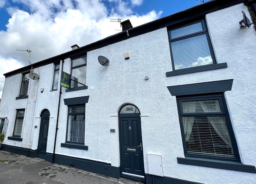 Tottington Road, Bury, Lancs, BL8 1SJ