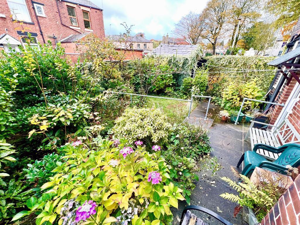 3 Bedroom End Terraced For Sale in Ryecroft Avenue, Tottington, Bury